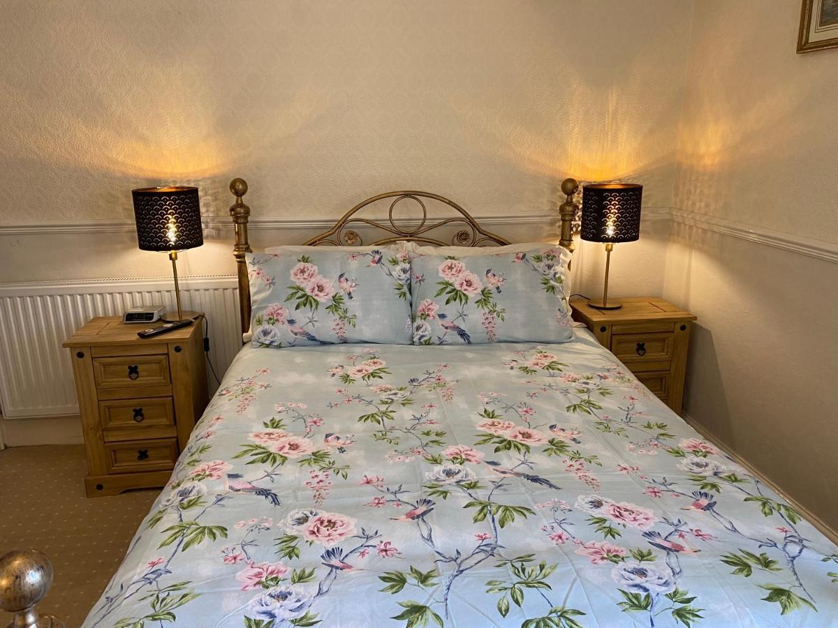 The Laurels Guest house *